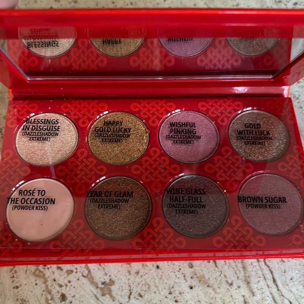 Eyeshadow